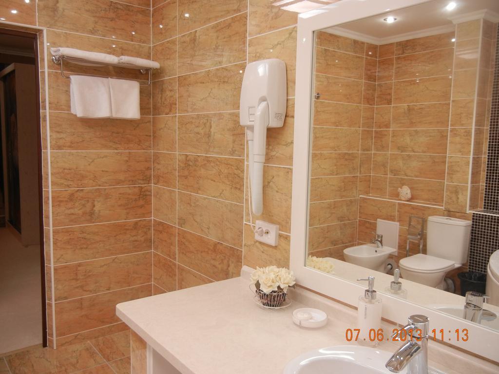 Mereke Hotel Ust-Kamenogorsk Bilik gambar