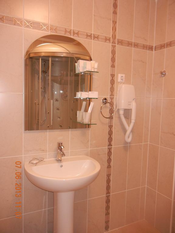 Mereke Hotel Ust-Kamenogorsk Bilik gambar